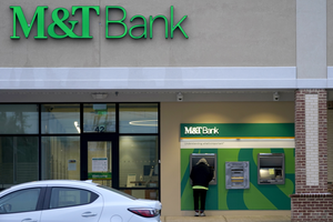 M&T Bank's Q3 Beat Comes With A Thinner Margin And Higher Charge-Offs
